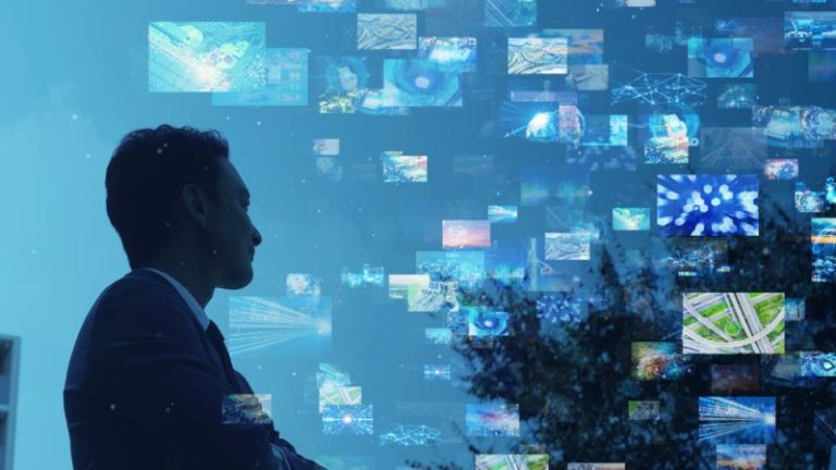 What are distributed systems? Bridging the Gap Between Efficiency and ...